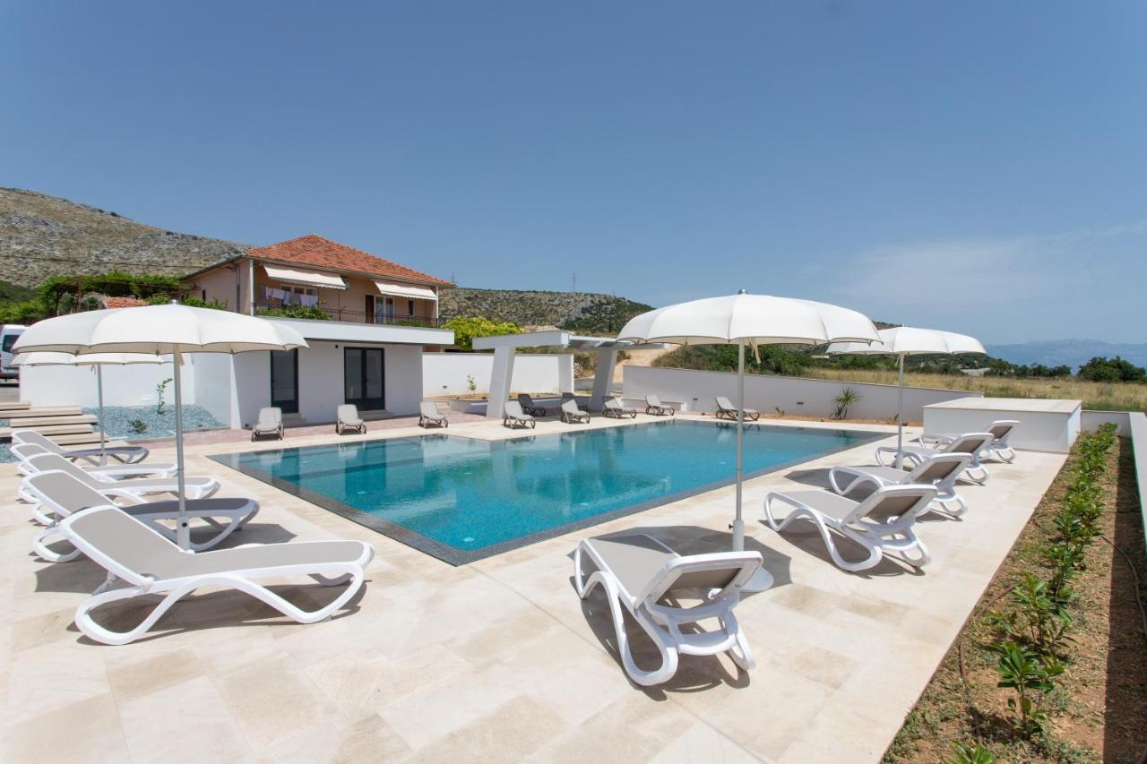 Apartments Top Hill Trogir Bagian luar foto