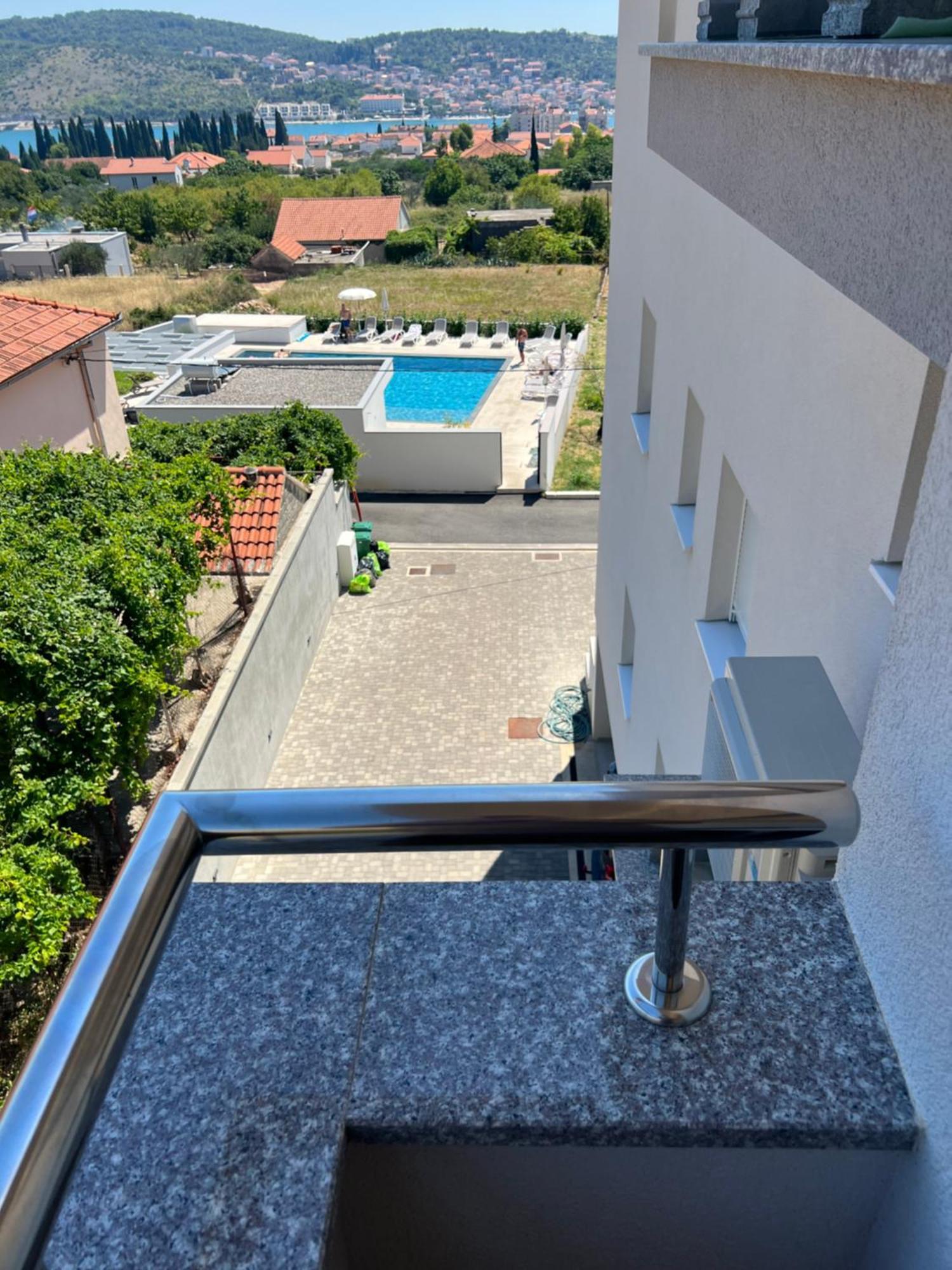 Apartments Top Hill Trogir Bagian luar foto