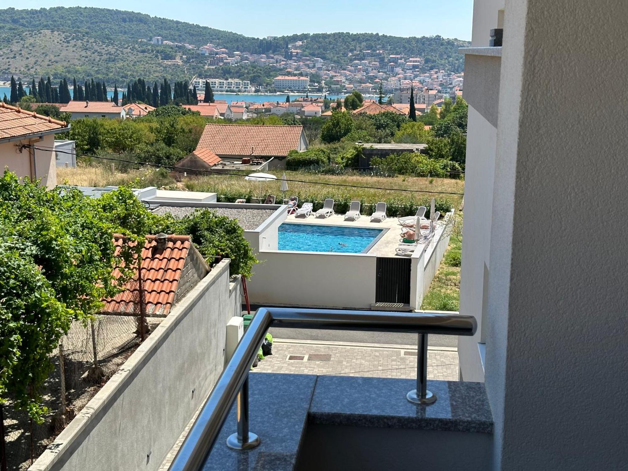 Apartments Top Hill Trogir Bagian luar foto